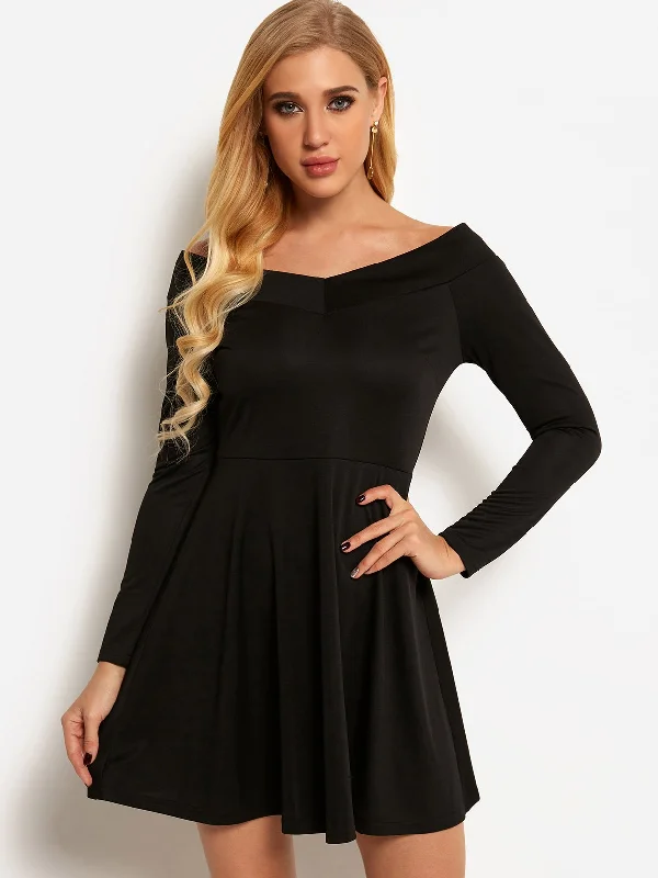 Wholesale Black Off The Shoulder Long Sleeve Plain Ruffle Hem High-Waisted Mini Dress