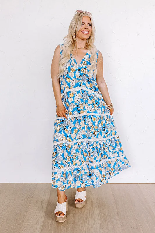 San Fran Cafe Floral Maxi Dress Curves